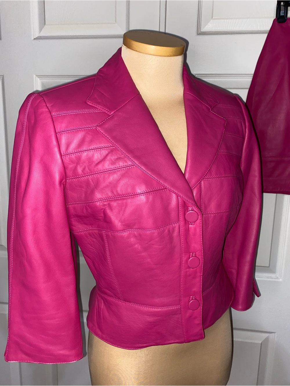 Alberto Makali Vintage Pink Leather Blazer & Mini Skirt Set — Size 4, Barbiecore - Picture 3 of 12